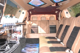 12 Pass. Mercedes S550 Limousine Interior